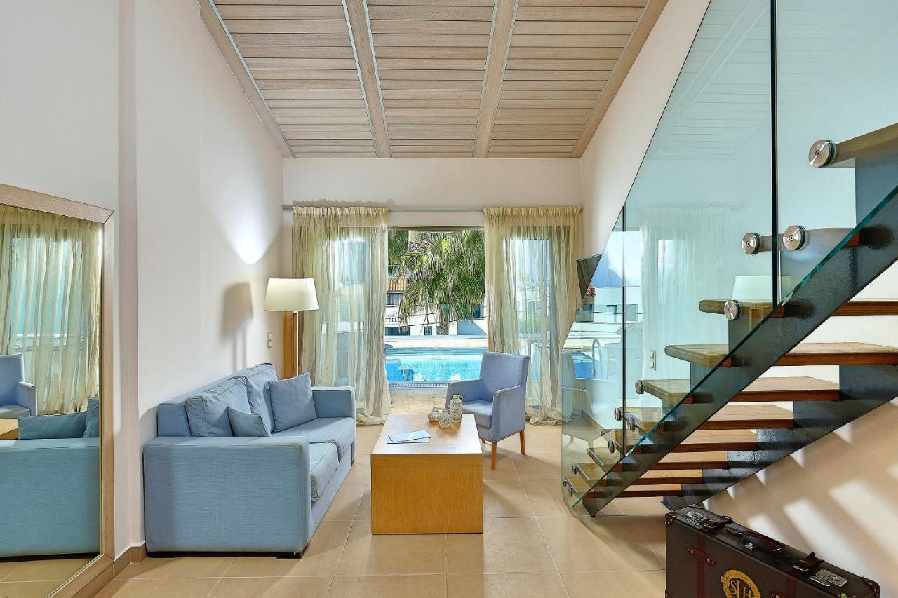 Castello Boutique Resort&Spa Sissi Extérieur photo